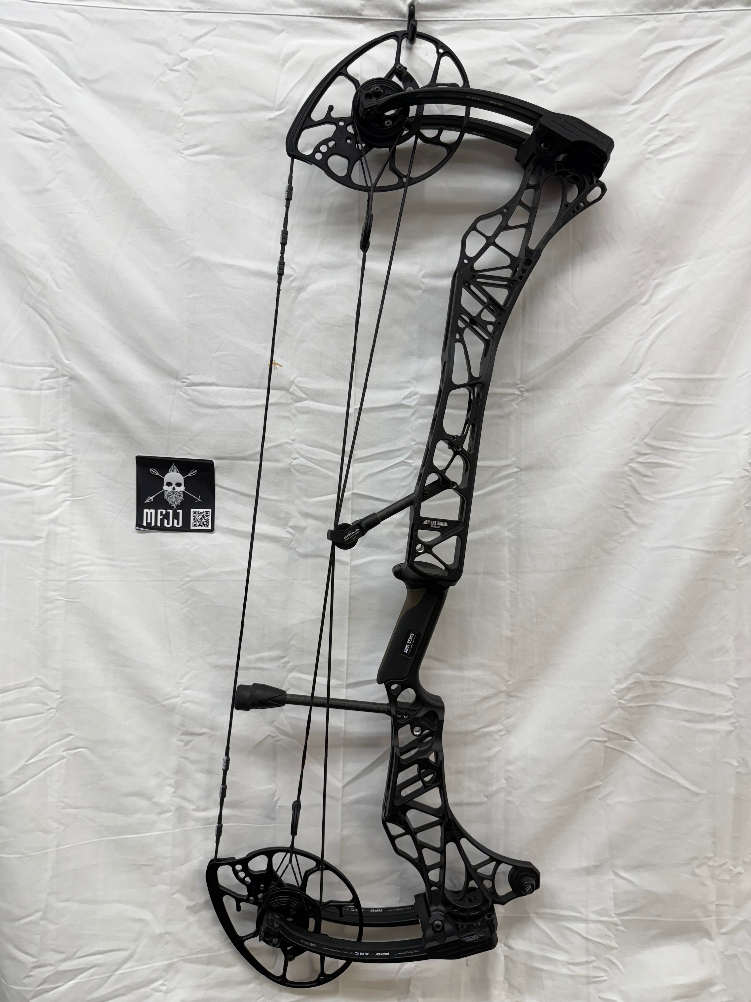 MATHEWS LIFT X 29.5 - RH/BLACK/55-80 -  MLX29.5RHB5580 - 2 - USED BOW!!!