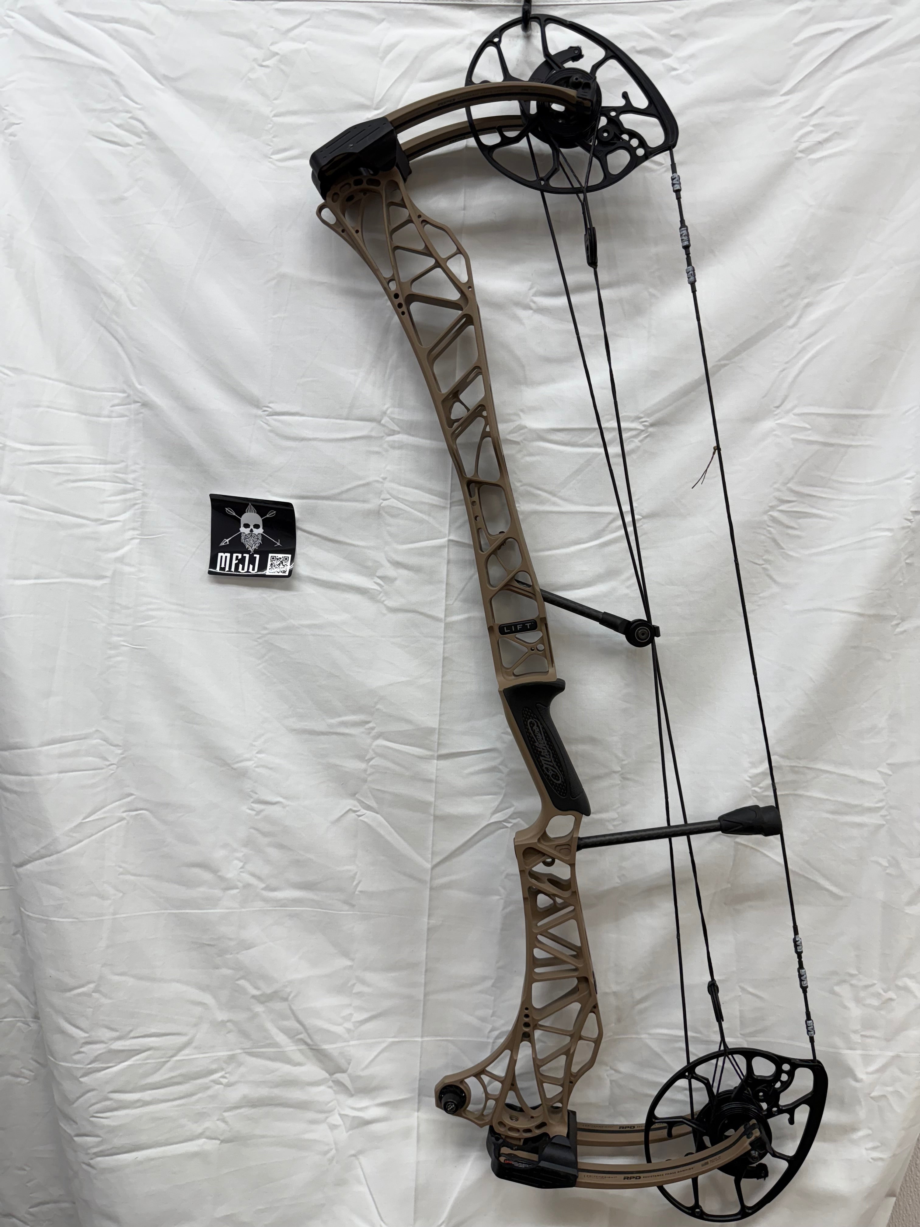 MATHEWS LIFT 33 RH/EARTH/55-80# - ML33E5580- 3 - USED BOW!!!