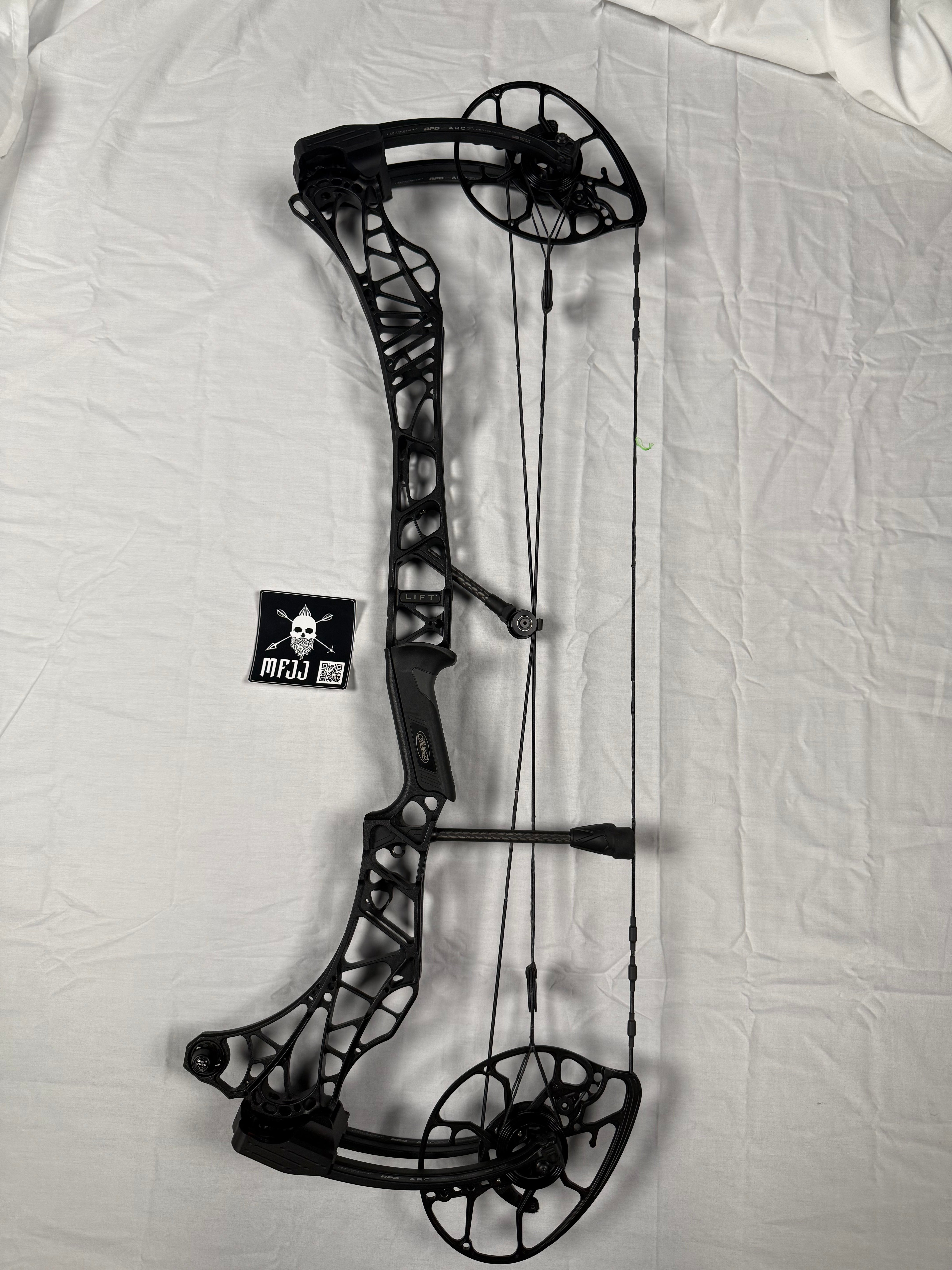 MATHEWS LIFT X 29.5 - RH/BLACK/55-80 -  MLX29.5RHB5580 - 1 - USED BOW!!!