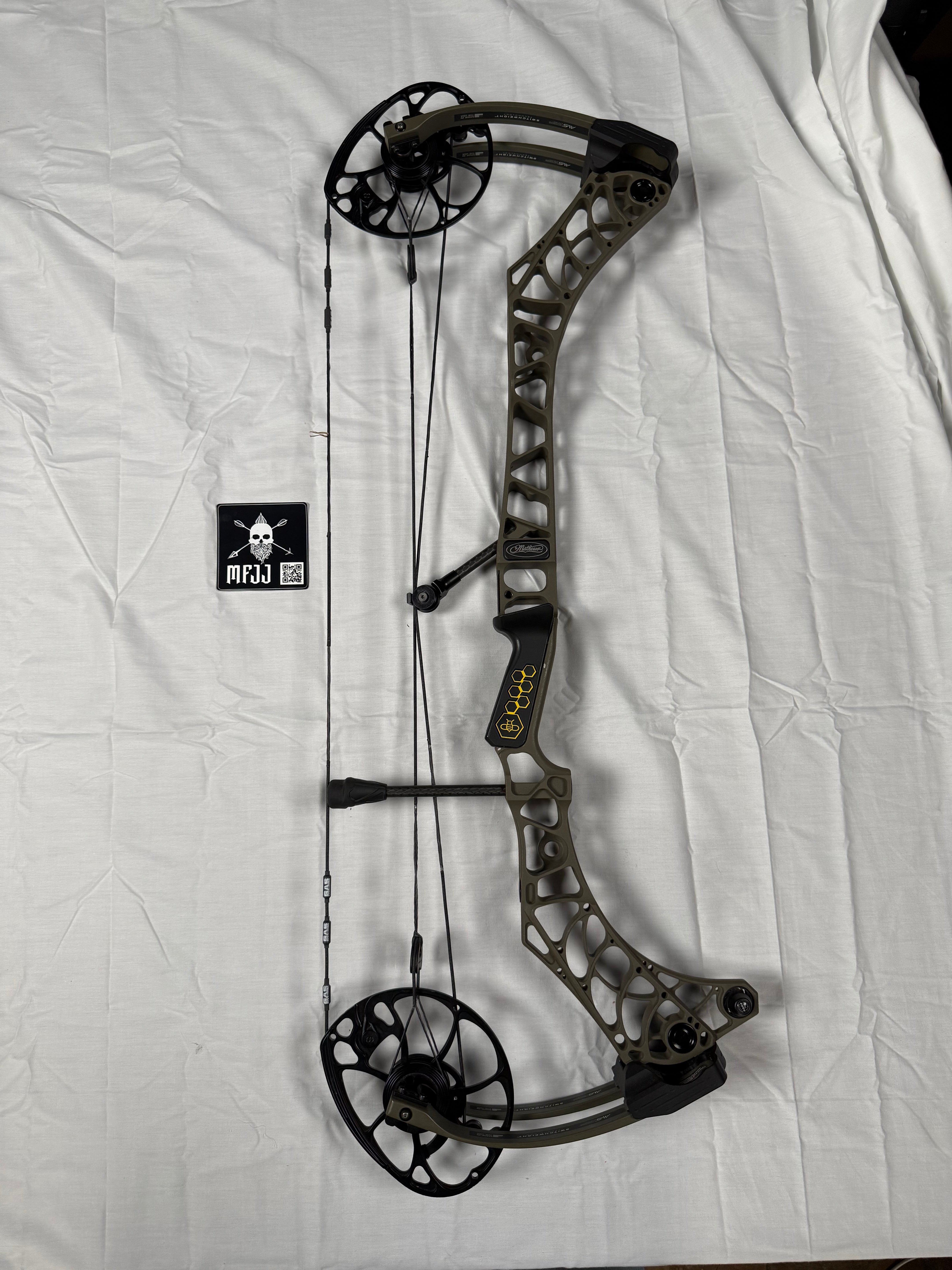 MATHEWS V3 31 - LH/AMBUSH/60-75# - #MV331LHA75- 1 - USED BOW!!!